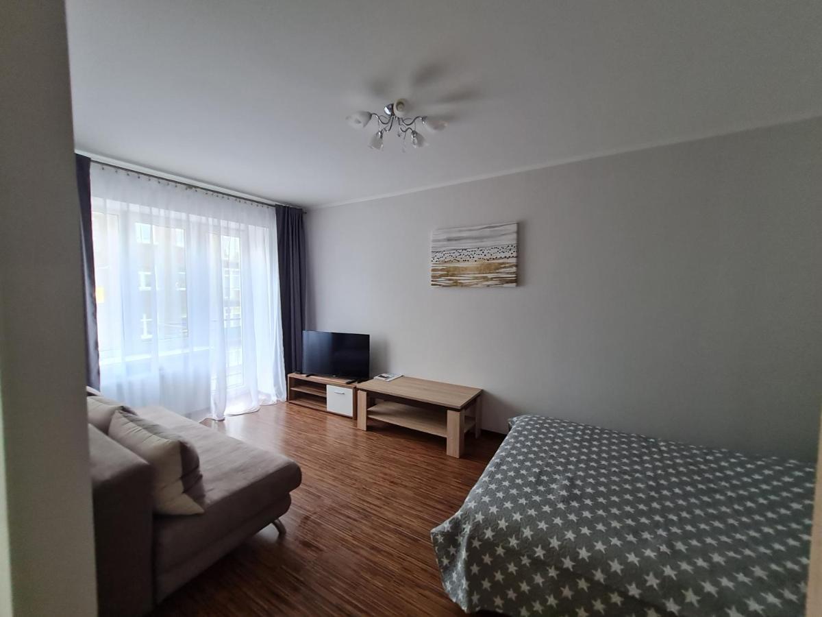 Station Apartment *